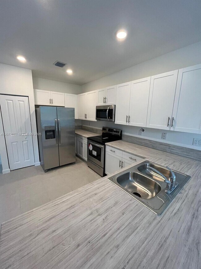 Building Photo - 24480 SW 119th Pl