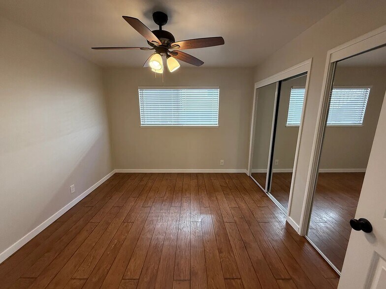 Building Photo - 2430 Fern St