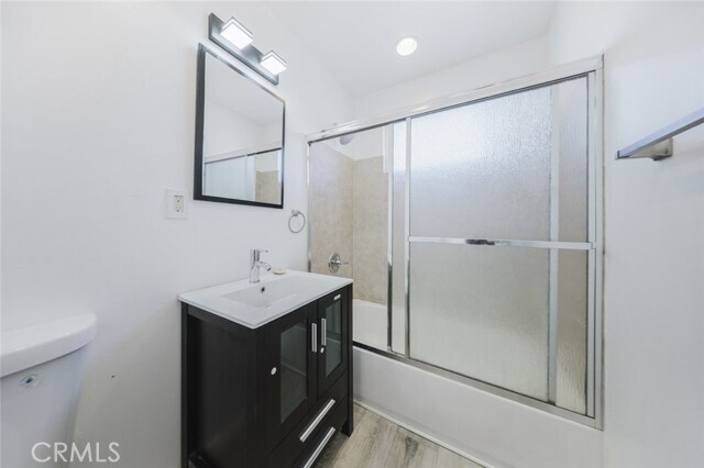 Building Photo - 10501 Cantara St