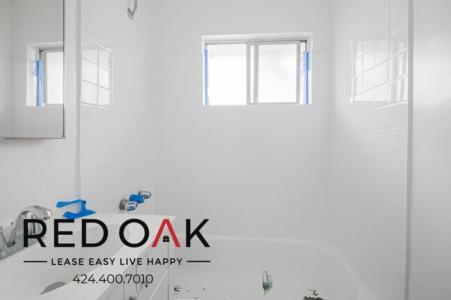 Building Photo - 630 N Cerritos Ave