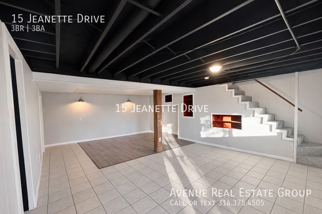 Building Photo - 15 Jeanette Dr