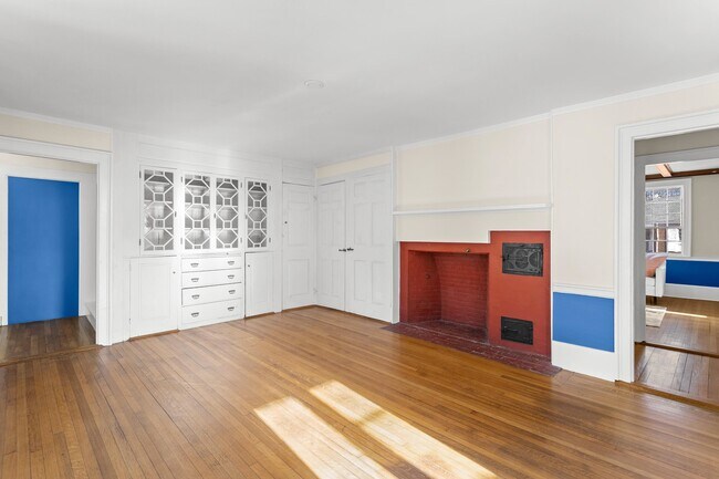 Building Photo - 80 Lafayette Rd