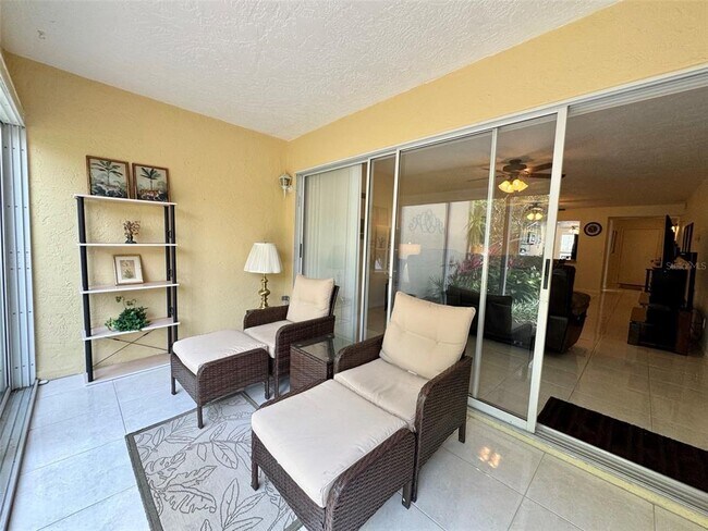 Building Photo - 4409 Longmeadow