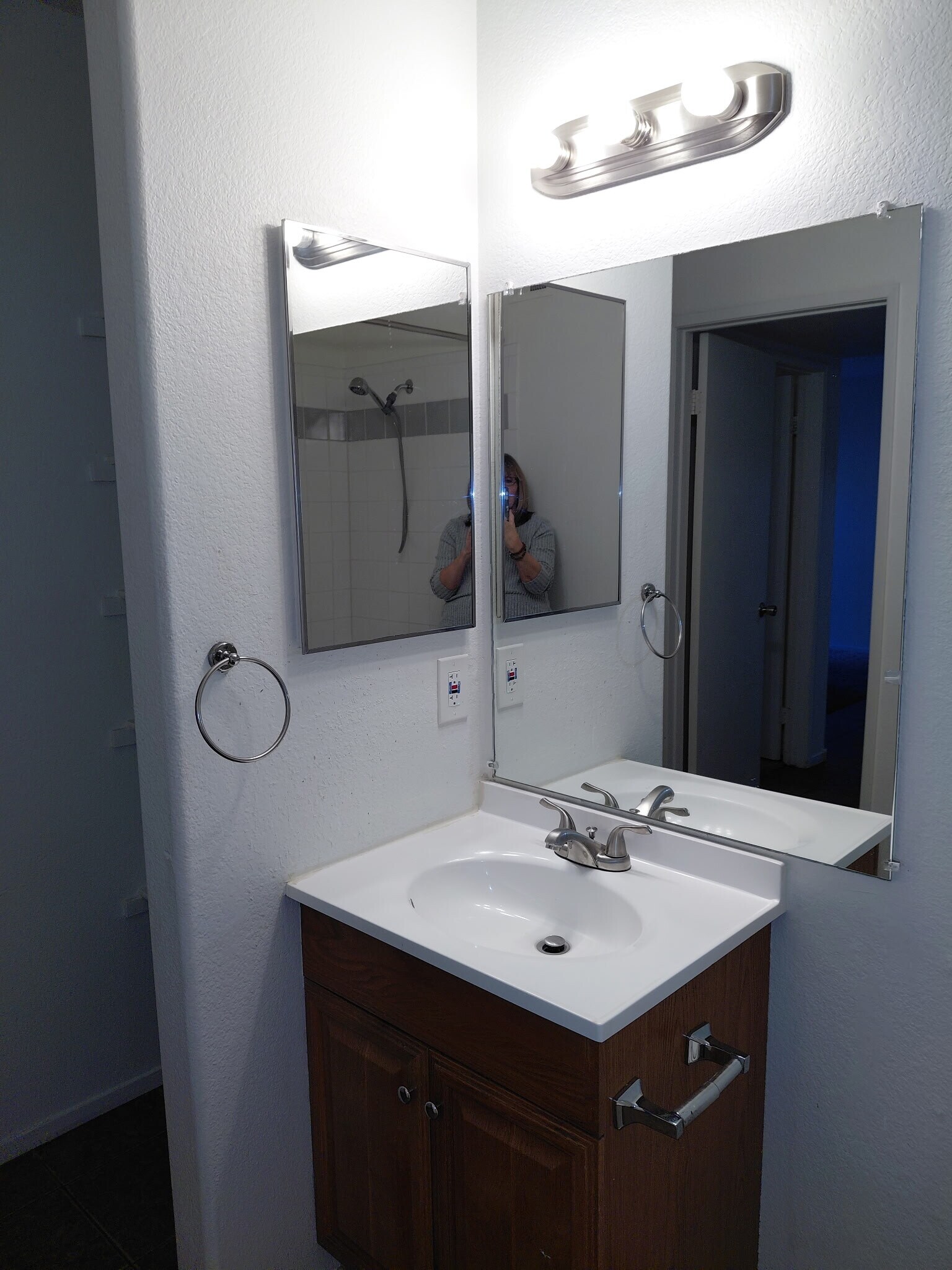 Building Photo - 7885 W Flamingo Rd