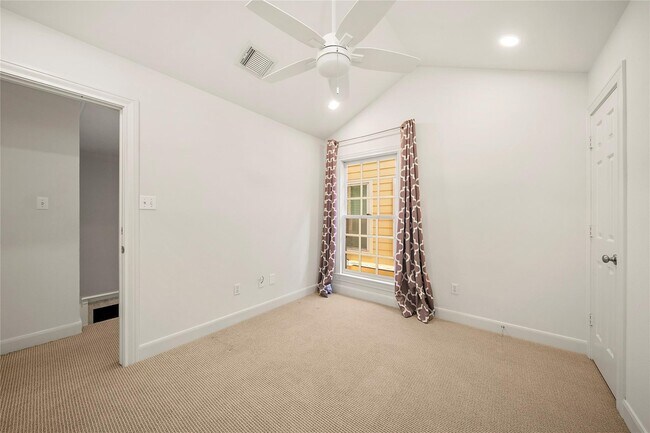 Building Photo - 2014 McDuffie St