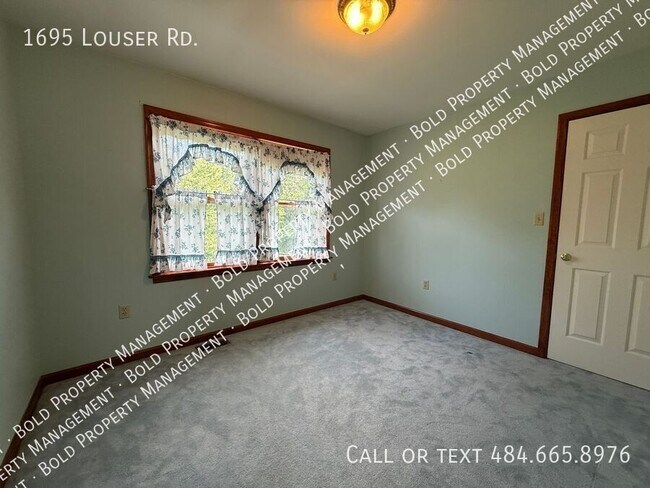 Building Photo - 1695 Louser Rd