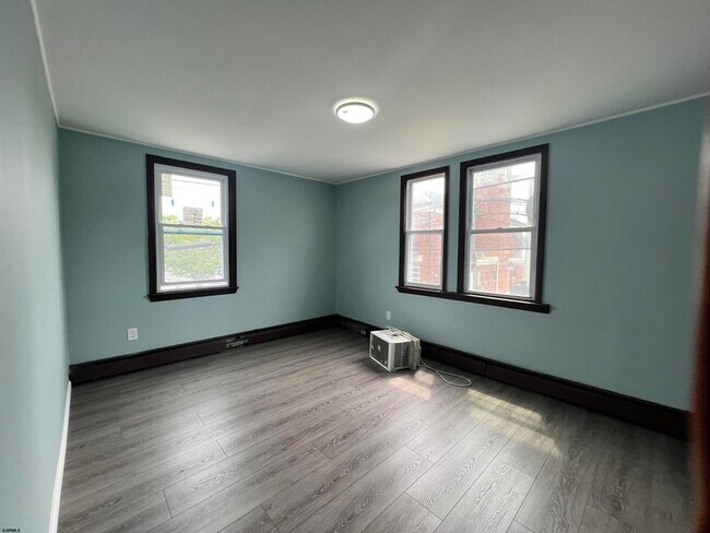 Building Photo - 801 N Indiana Ave