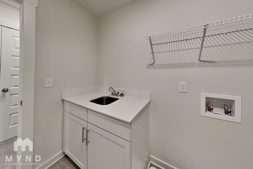 Building Photo - 603 Snapdragon Ln