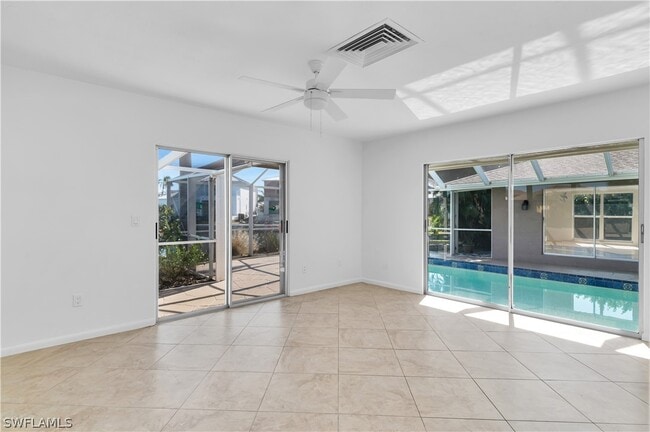 Building Photo - 875 Robin Ct