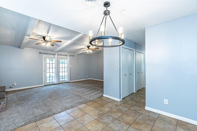 Building Photo - 4406 60th St