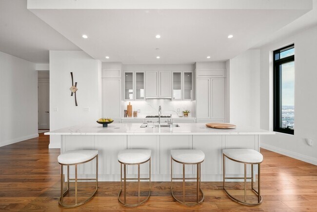 Building Photo - 110 New Sudbury St