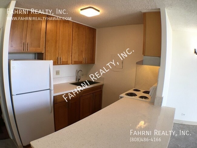 Building Photo - 98-1038 Moanalua 1404-