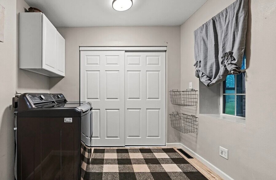 Building Photo - W5801 County Road O