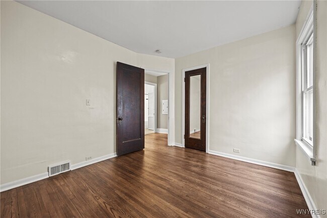 Building Photo - 414 Woodward Ave