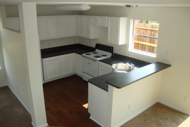 Interior Photo - Inwood Trace Village