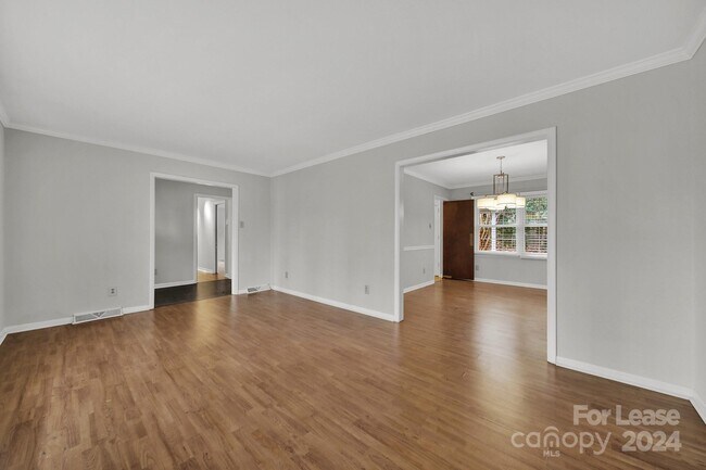 Building Photo - 5922 Coatbridge Ln