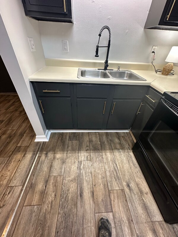 Building Photo - 614 E McKee St