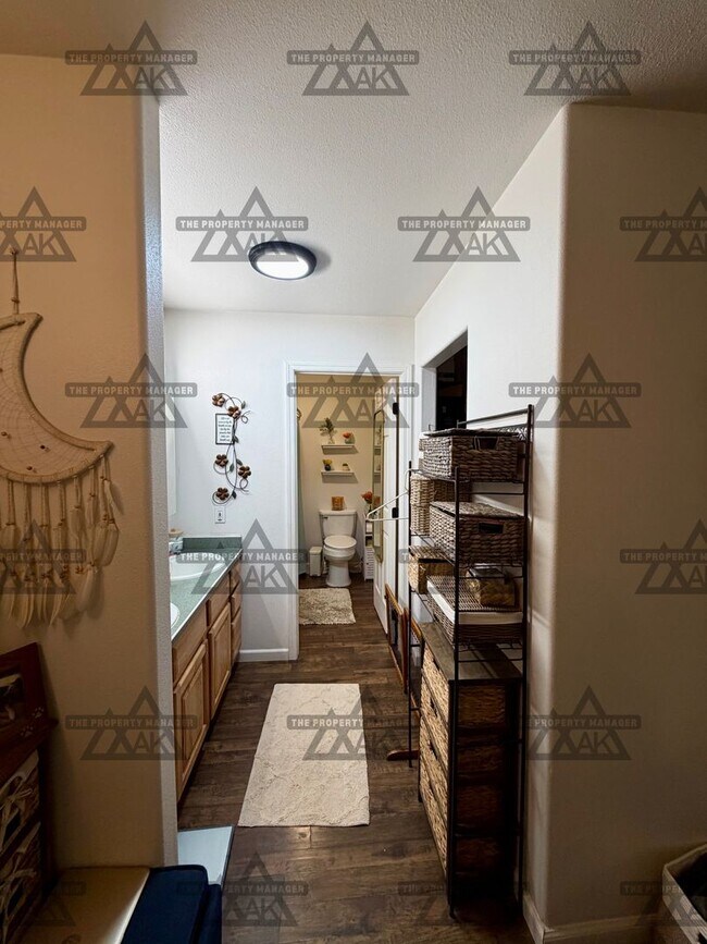 Building Photo - 3BR Home in North Pole | Fenced Yard/Pet Friendly + Garage | Available June 15