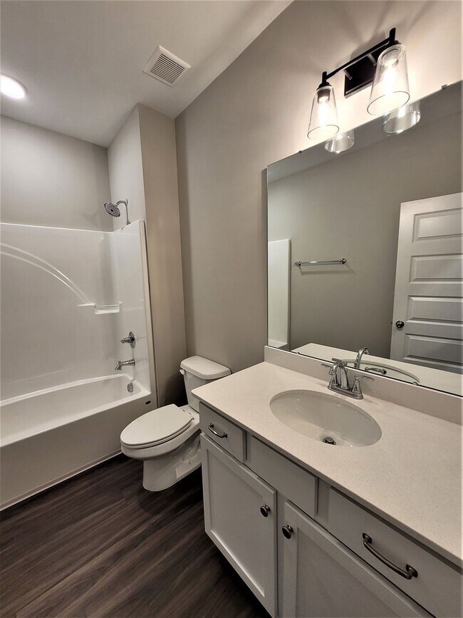 Building Photo - Home for Rent in New Market, AL!!! Available to View with 48 Hours Notice!