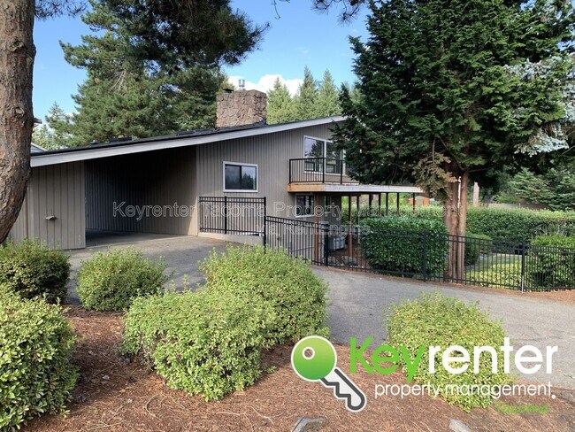 Building Photo - 3009 208th Ave E