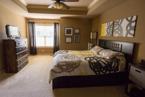Building Photo - Luxury Living Just Minutes from Prairie Vi...