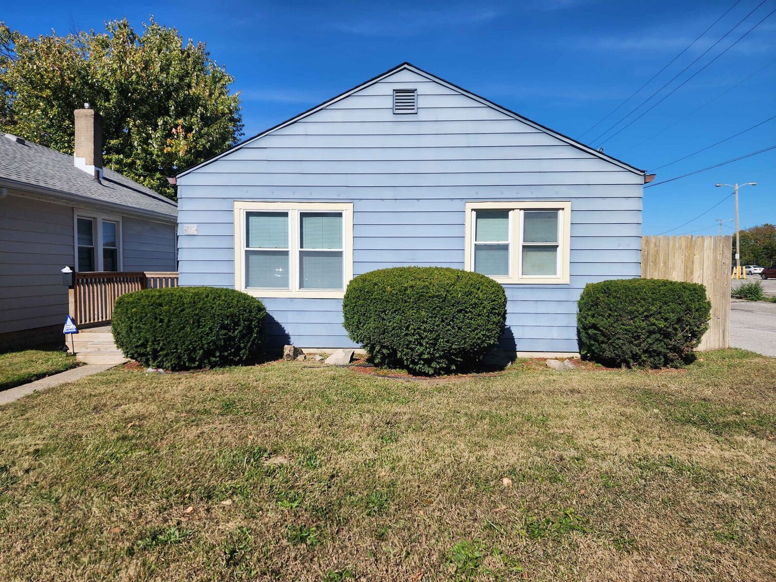 Building Photo - 272 Hoefgen St