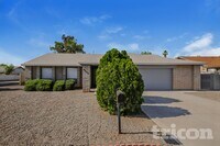 Building Photo - 4055 W Desert Cove Ave