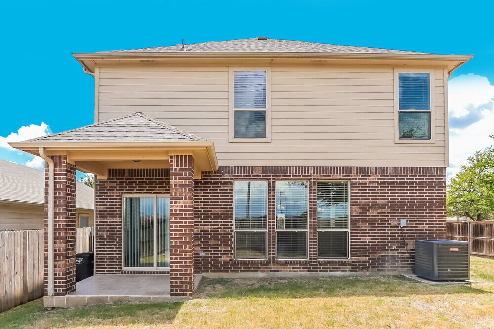 Building Photo - 1032 Sunderland Ln