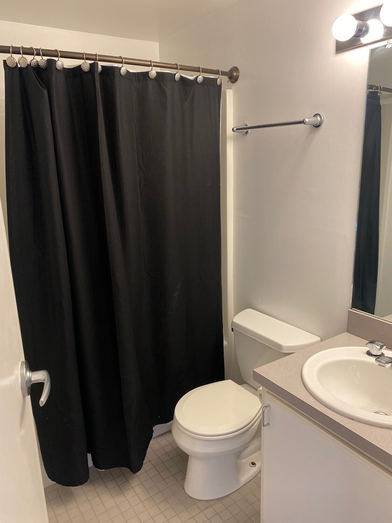 Building Photo - 536 Commonwealth Ave