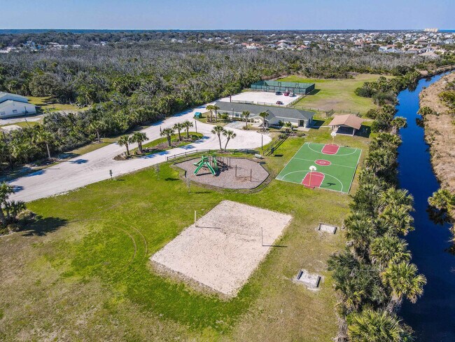 Building Photo - 900 Cinnamon Beach Ln