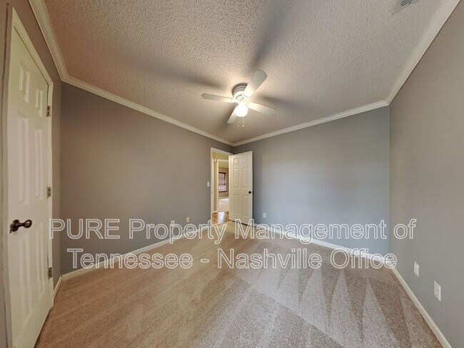 Building Photo - 2215 Joann Dr