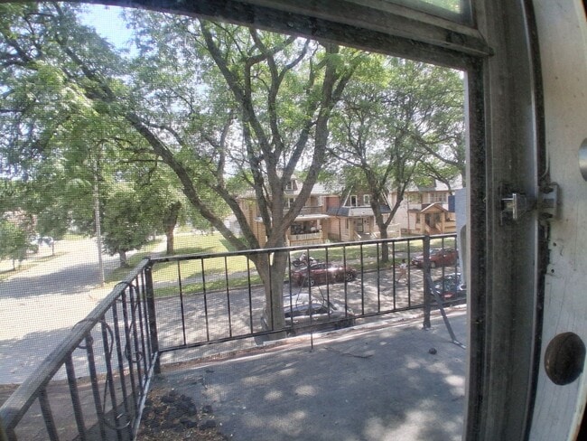 Building Photo - 3179 N 39th St