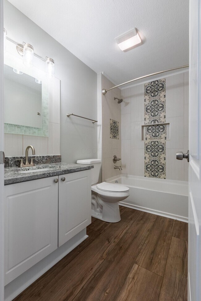 Building Photo - 8081 Crane's Crossing Dr