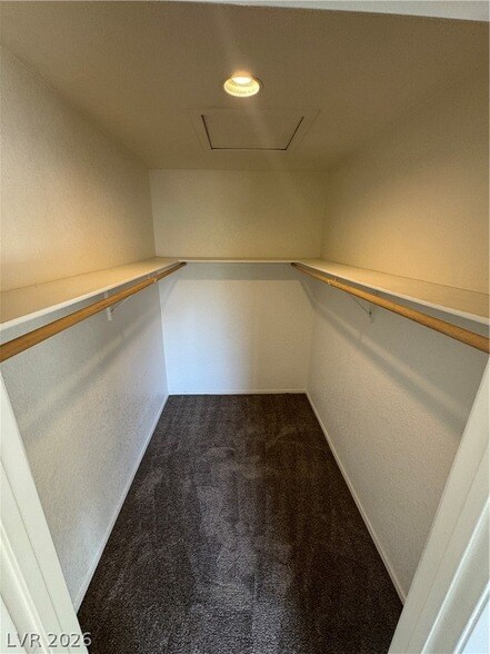 Building Photo - 5050 S Rainbow Blvd