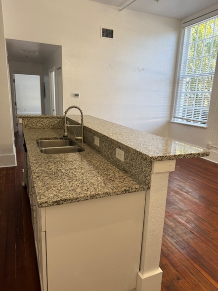 Building Photo - 1090 10th St N