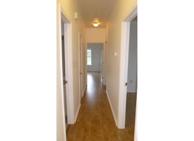 Building Photo - 501 Tablerock Cir