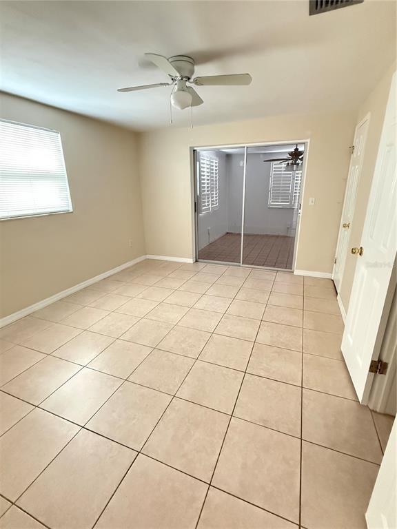 Building Photo - 4216 Hillsdale Dr