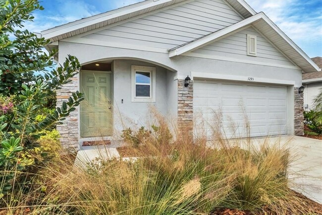 Building Photo - 3293 Hilltop Cir