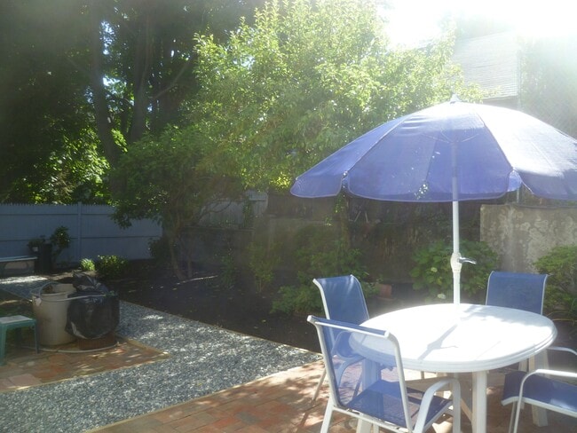 Building Photo - 57 Bostonia Ave