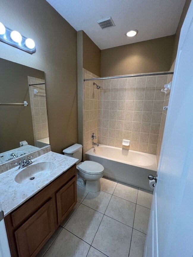 Building Photo - Wesley Chapel/ Lutz - Belle Chase 3 Bedroom 2 Bath home