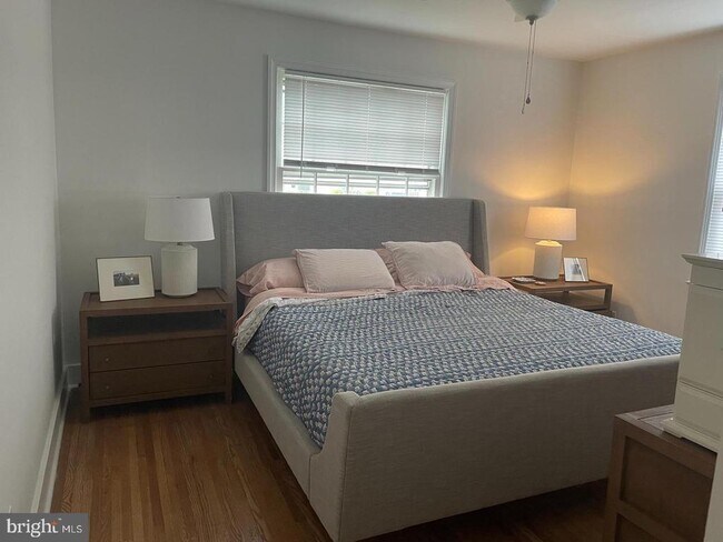 Building Photo - 105 Breslin Ave