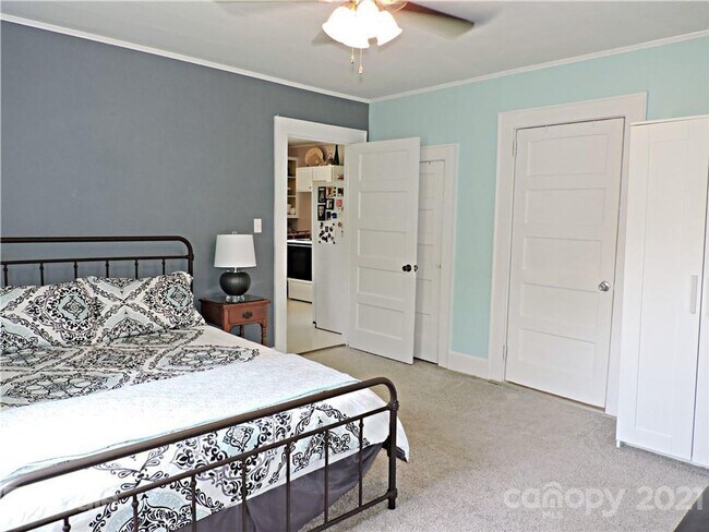 Building Photo - Charming Home for Rent in Newton, North Carolina!