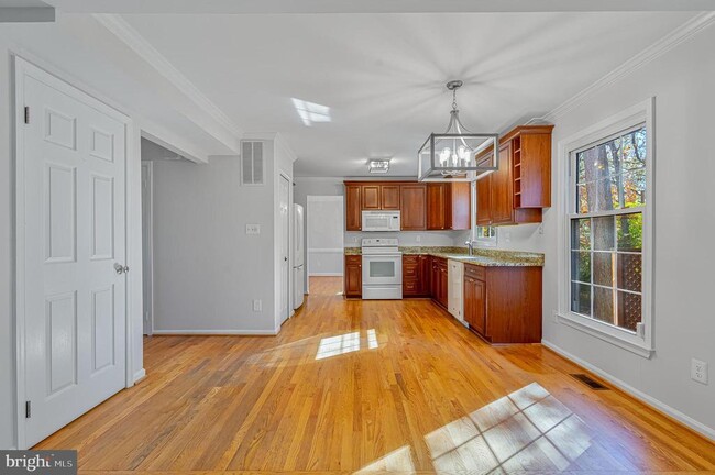 Building Photo - 8423 Hunt Valley Dr