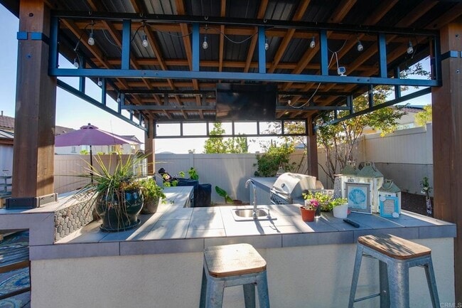 Building Photo - 1316 Vista Ave