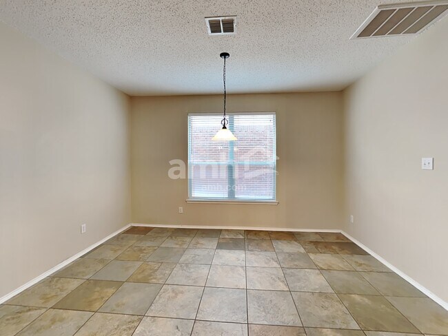 Building Photo - 2936 Wild Oak Ln