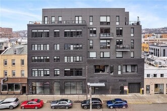 Building Photo - 2545 Penn Ave