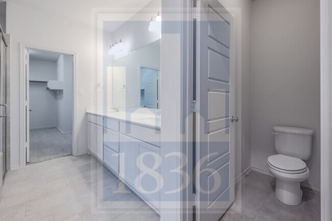 Building Photo - 308 Lacey Oak Lp