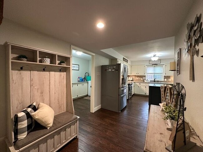 Building Photo - 3 Bedroom 2 Bath Home in Bullard ISD!