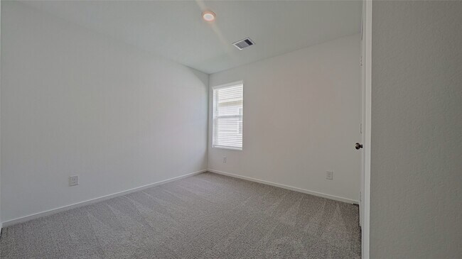 Building Photo - 21518 Willow River Canyon Ln