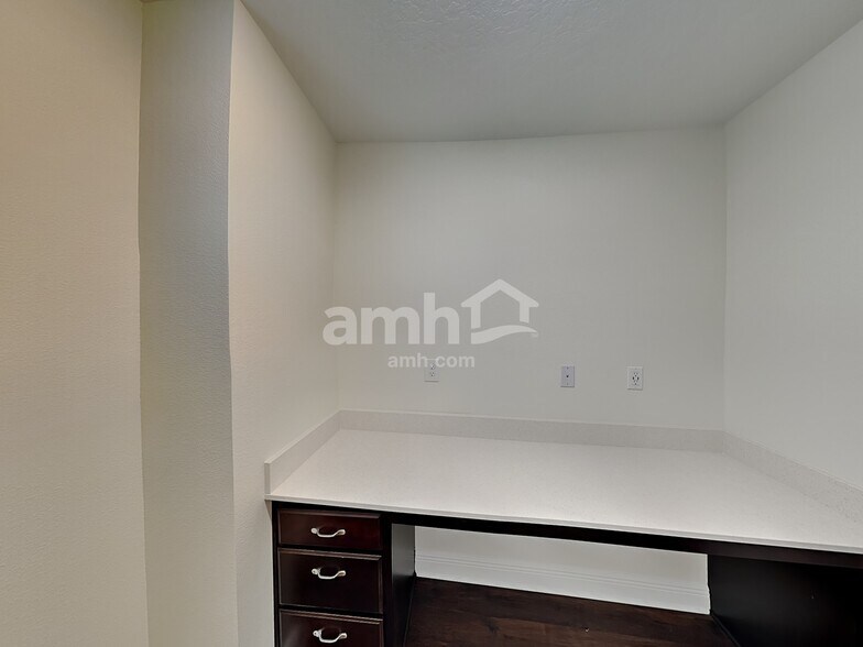 Building Photo - 2857 Ponds Trl